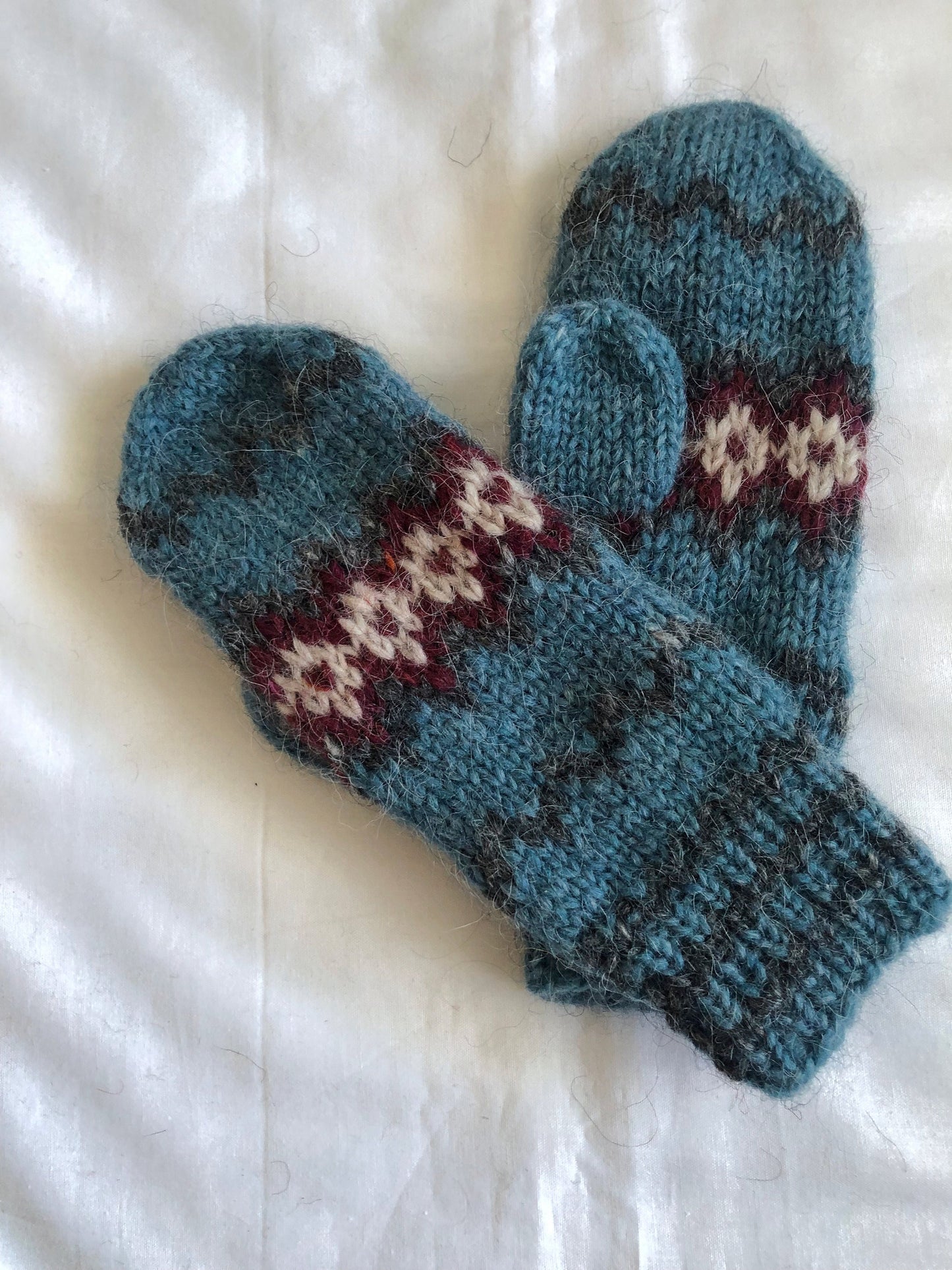 Warm wool mittens, Icelandic wool mittens, un spun wool mittens
