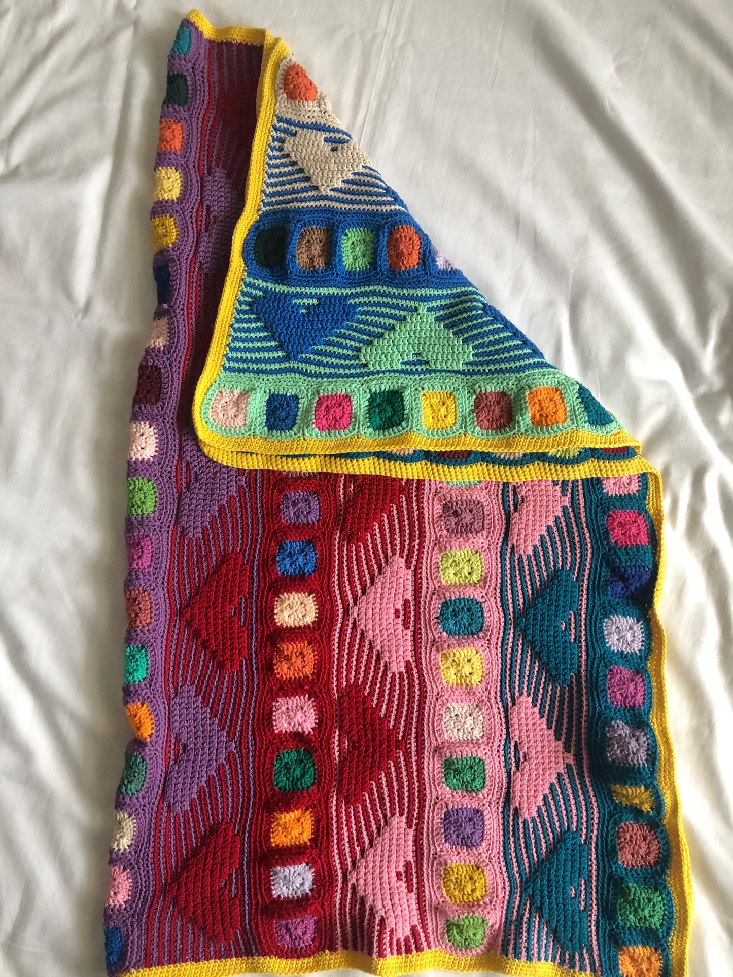 Ultra-Soft Cotton Crochet Nursery Blanket – Perfectly Suited for Stroller