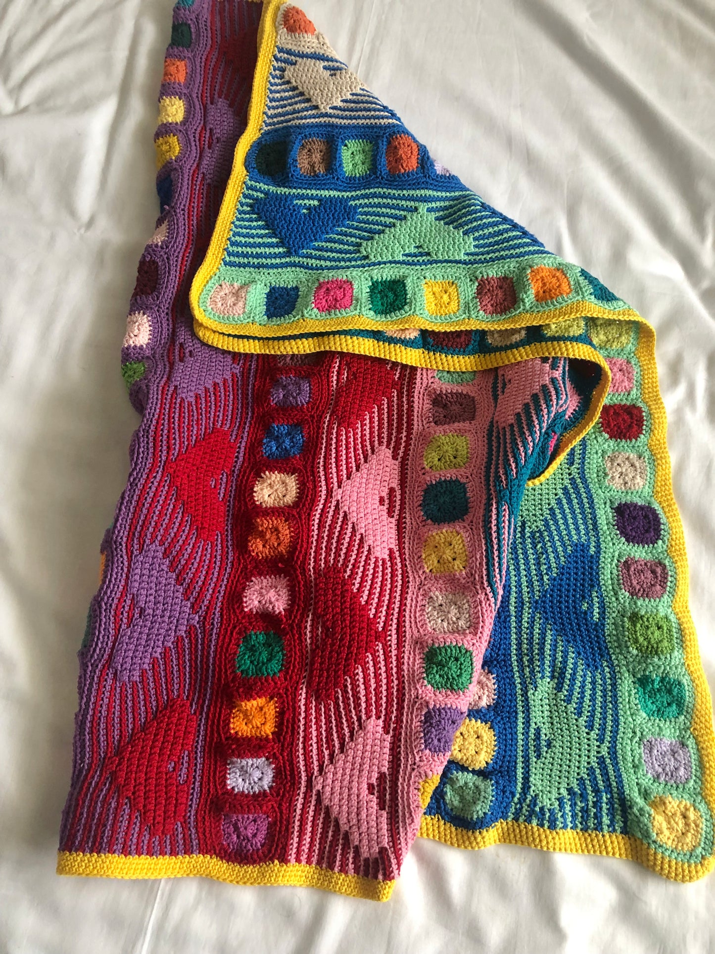 Ultra-Soft Cotton Crochet Nursery Blanket – Perfectly Suited for Stroller