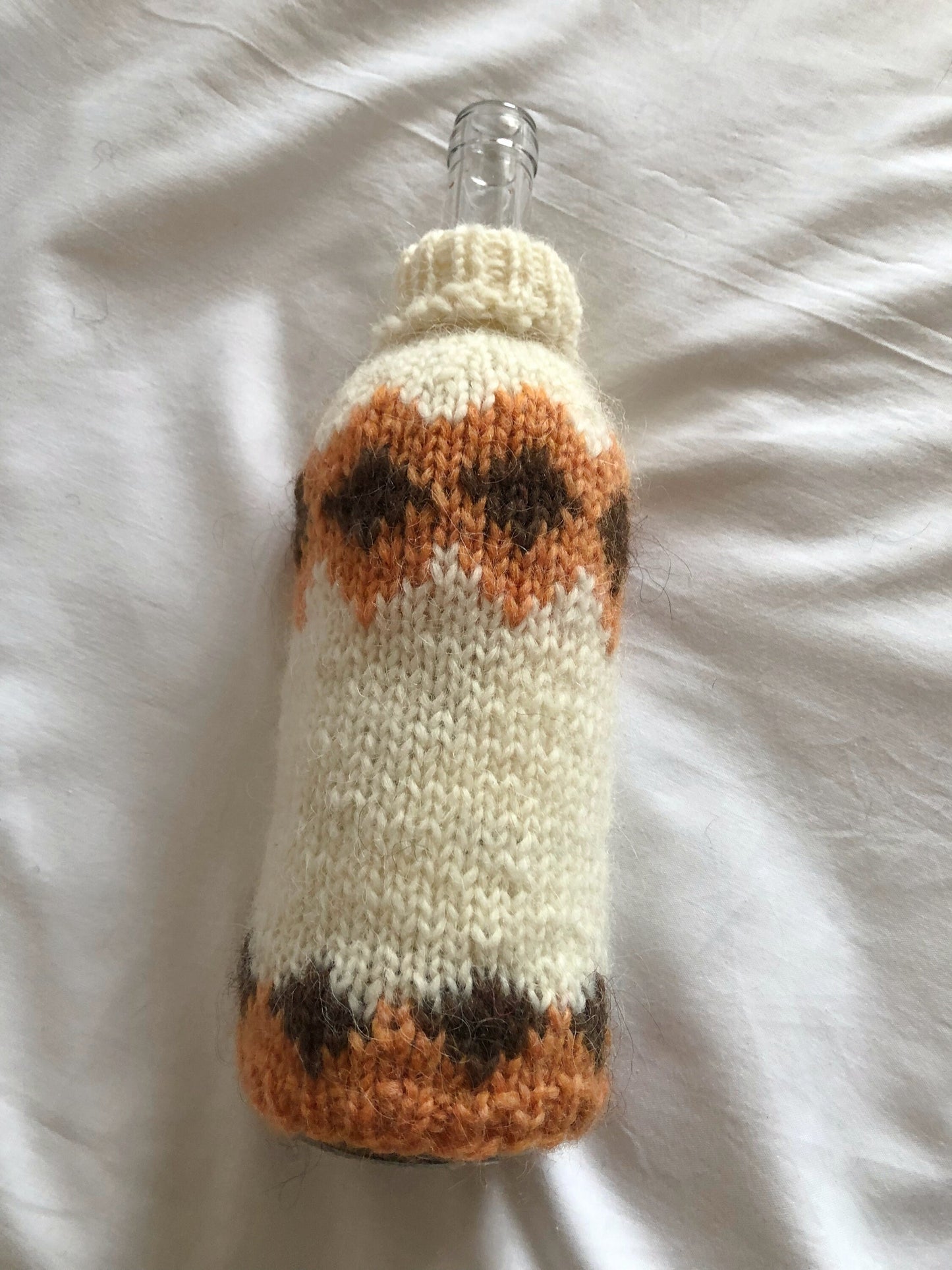 Wine sleeve, bottle sleeve, housewarming gift