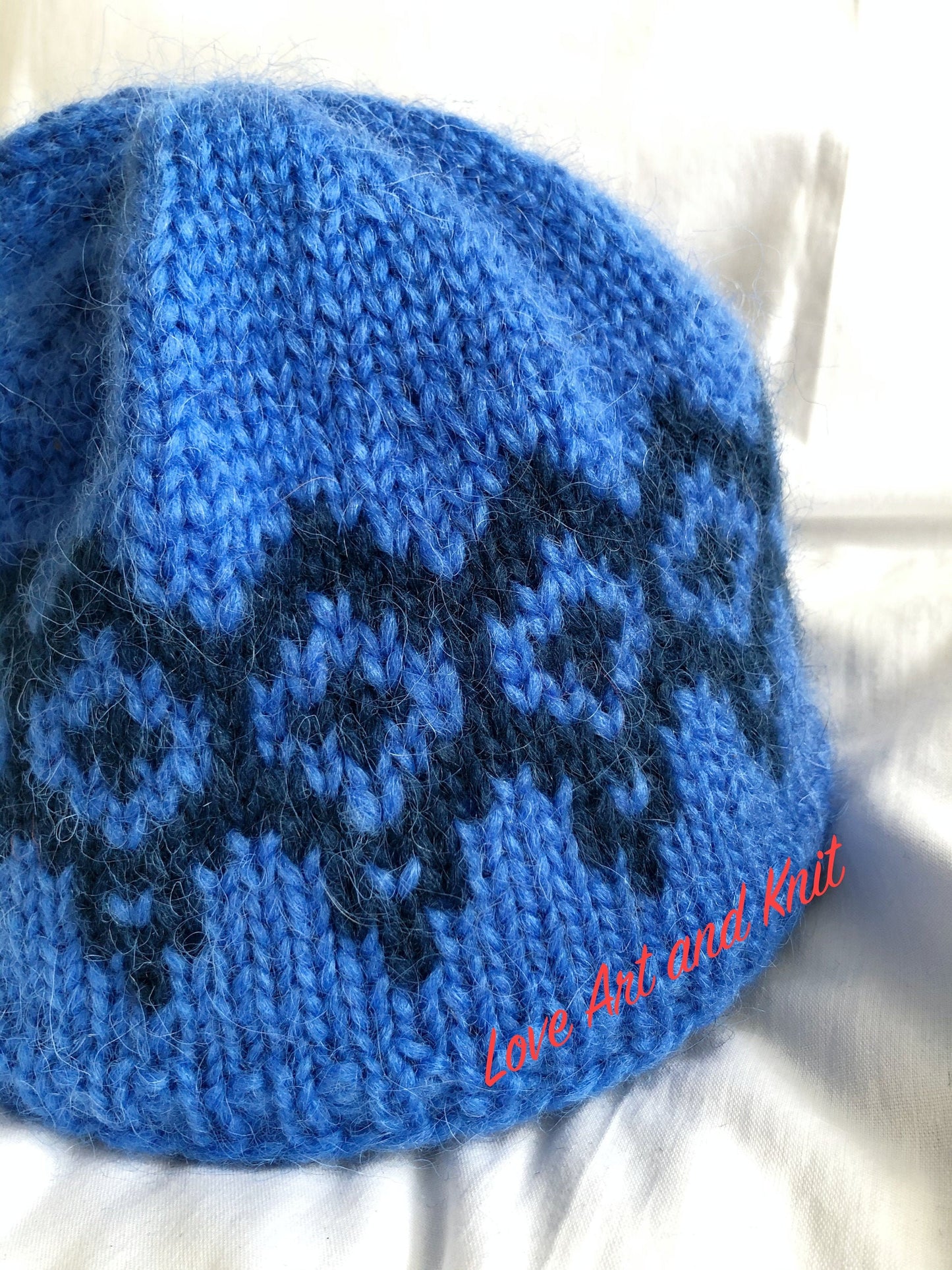 lopahúfa, adult hat, wool hat, sheep wool