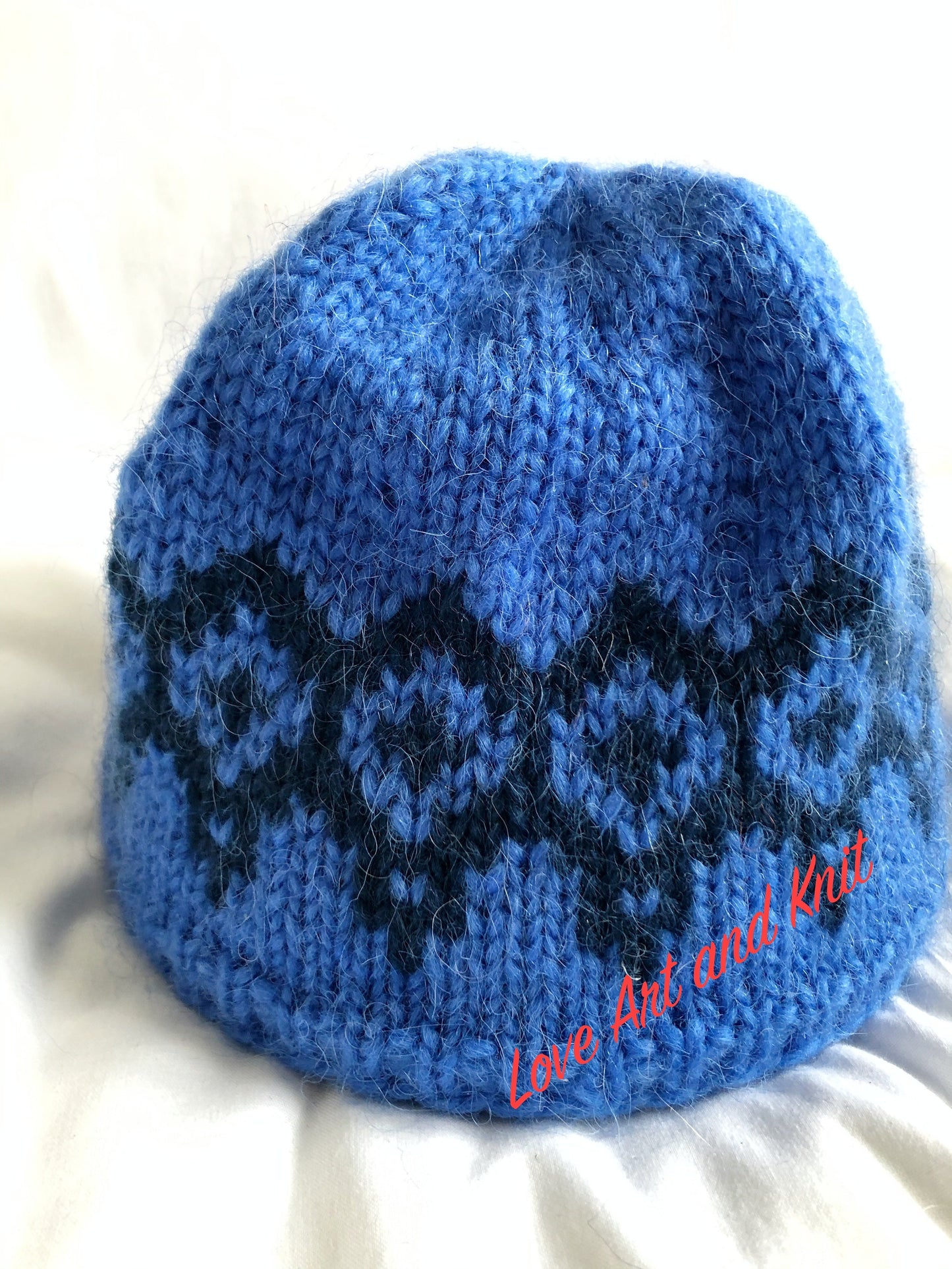 lopahúfa, adult hat, wool hat, sheep wool