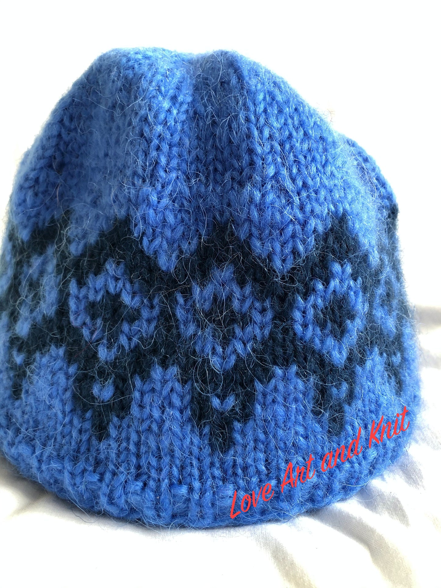 lopahúfa, adult hat, wool hat, sheep wool
