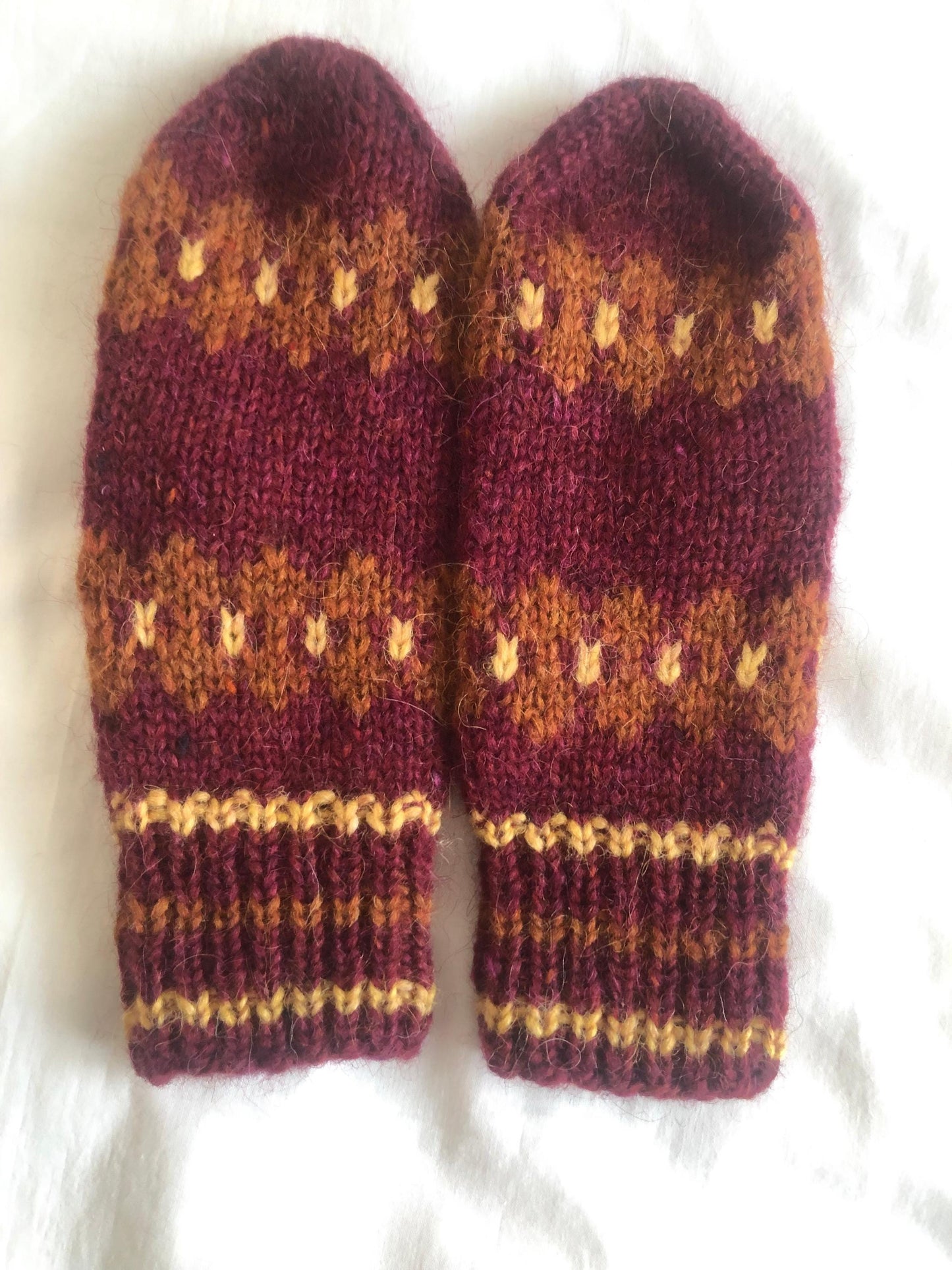 Icelandic Hand Knit Wool Mittens - One of a Kind Lopavettlingar with Water Repellant Features