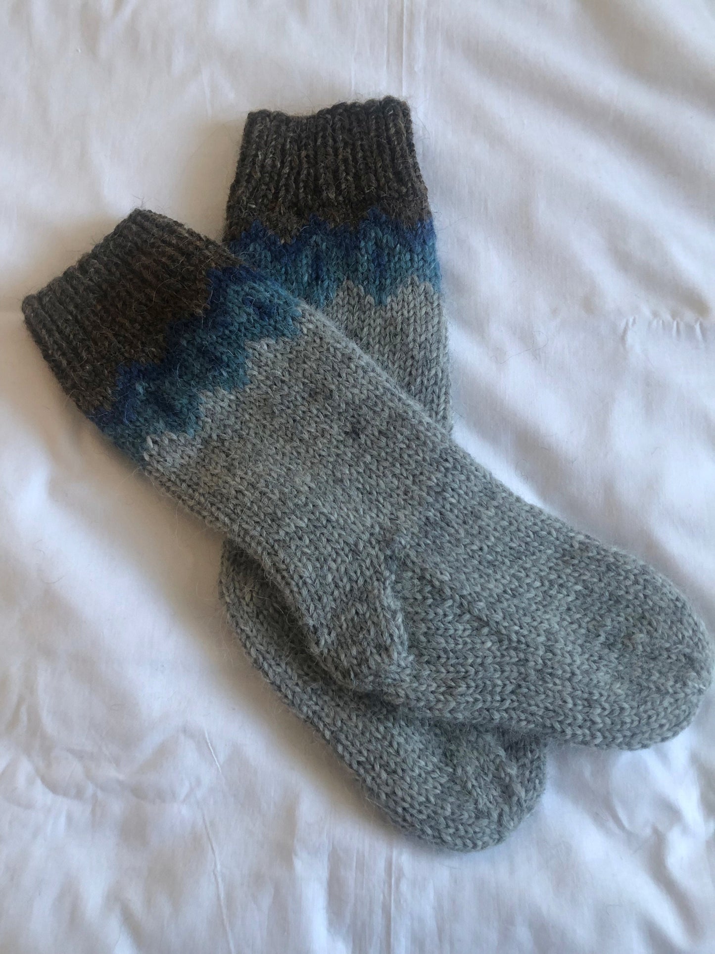 High Icelandic wool socks, warm and cozy wool socks, hand knit