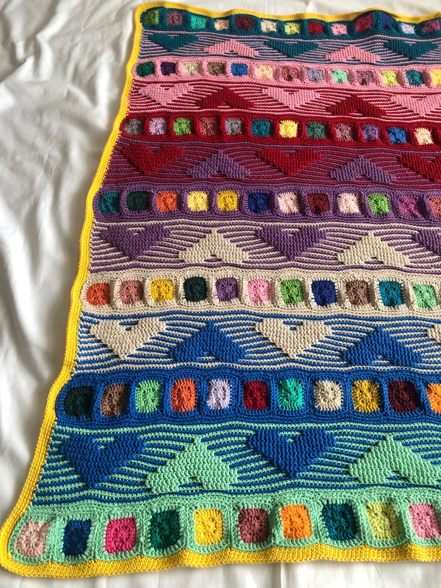 Ultra-Soft Cotton Crochet Nursery Blanket – Perfectly Suited for Stroller