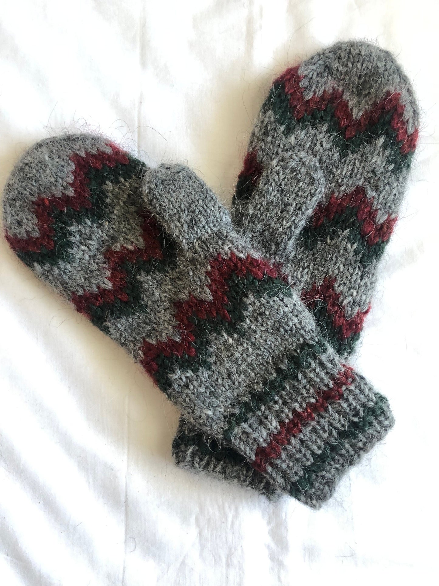 Sheep wool mittens, Icelandic wool mittens