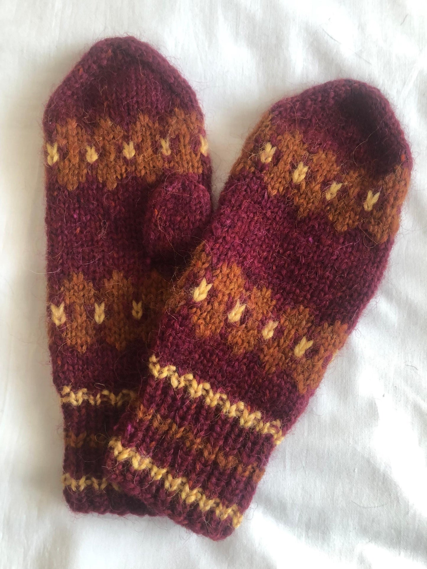 Icelandic Hand Knit Wool Mittens - One of a Kind Lopavettlingar with Water Repellant Features