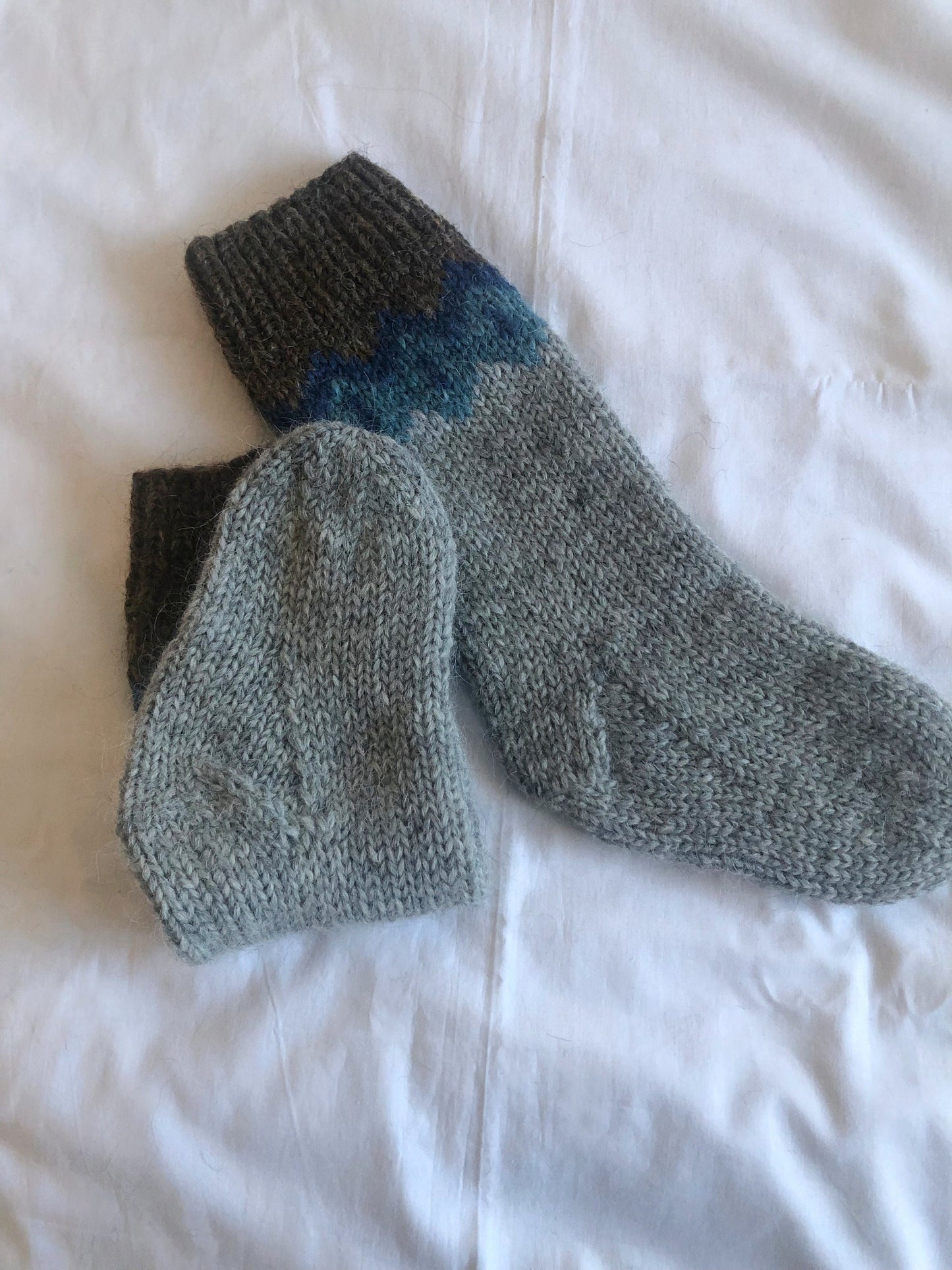 High Icelandic wool socks, warm and cozy wool socks, hand knit
