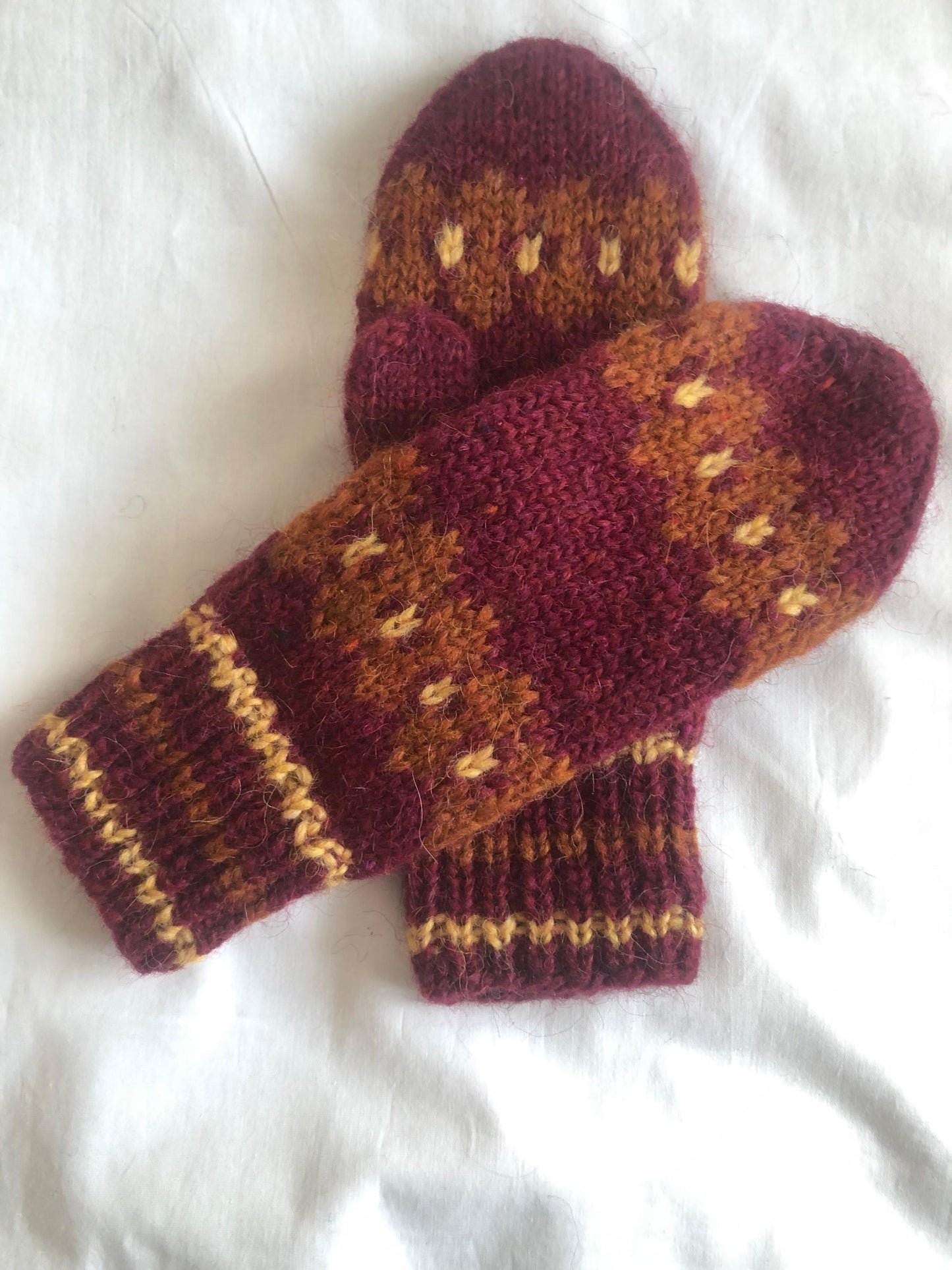 Icelandic Hand Knit Wool Mittens - One of a Kind Lopavettlingar with Water Repellant Features