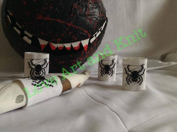 Halloween napkins rings, black spider napkin rings