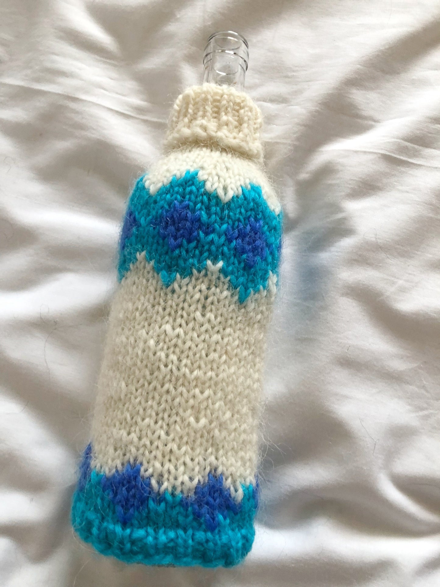bottle sleeve, bottle cover, housewarming gift